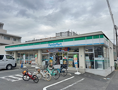 ファミリーマート 小金井中大附属前店