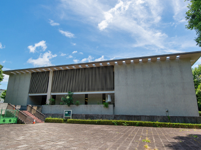 日本近代文学館