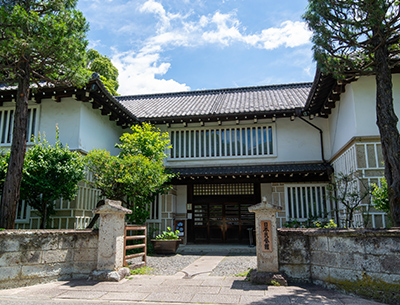日本民藝館