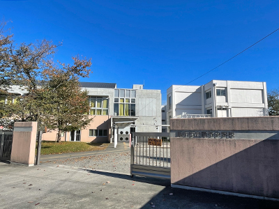 調布市立調布中学校