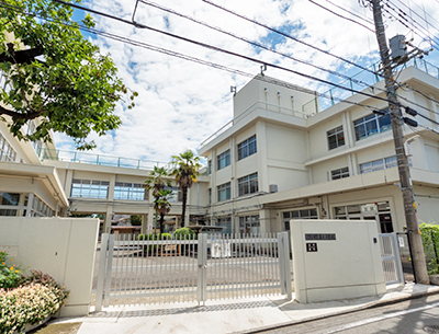 立川市立第十小学校