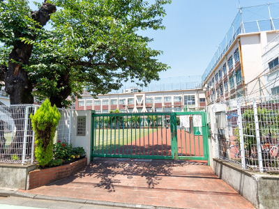新宿区立市谷小学校