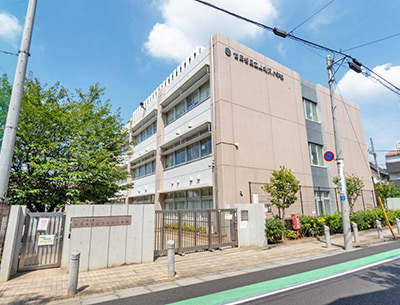 世田谷区立上北沢小学校
