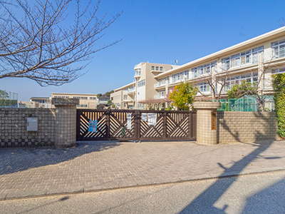 芦屋市立山手小学校