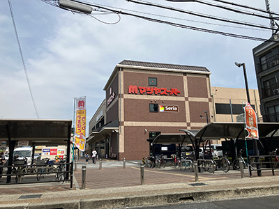 マツヤスーパー伊勢田店