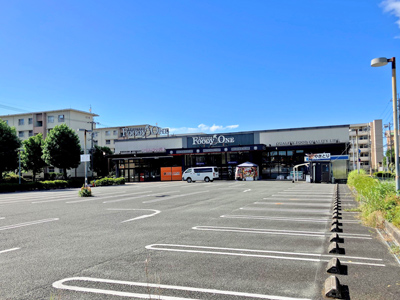 鶴屋フーディワン楠店