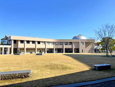 宮崎市立図書館