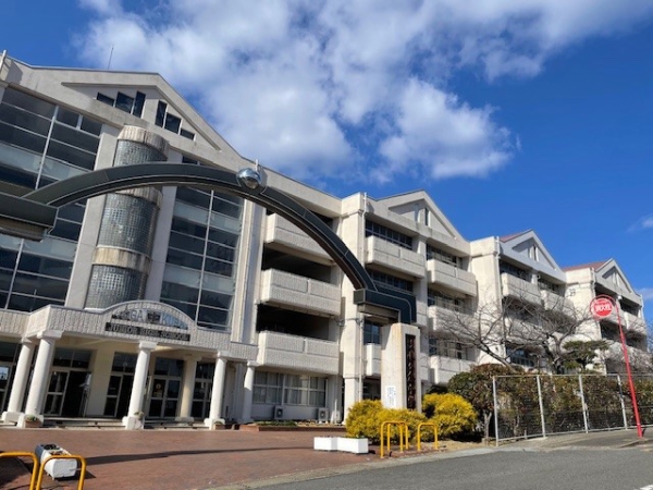 長崎市立小ヶ倉中学校