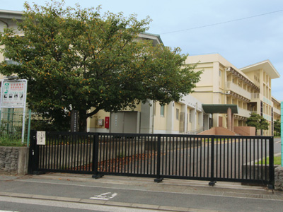 大在西小学校