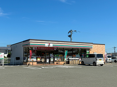 セブンイレブン佐賀大和インター店
