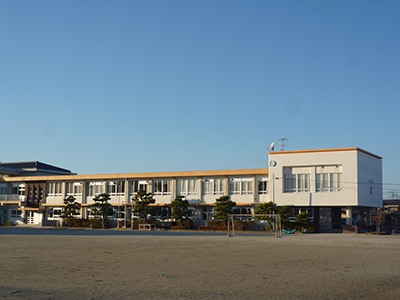 佐賀市立日新小学校
