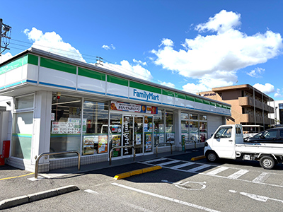 ファミリーマート高松東バイパス店