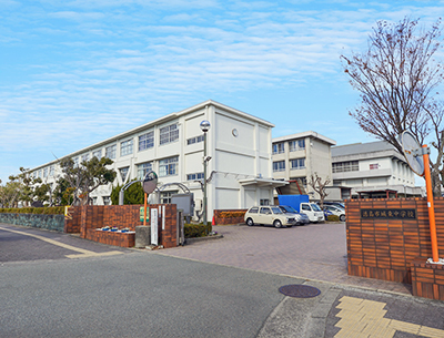 徳島市城東中学校