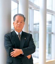 代表取締役社長 樋口武男