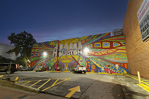 エネルギーを感じる大都市のダウンタウン