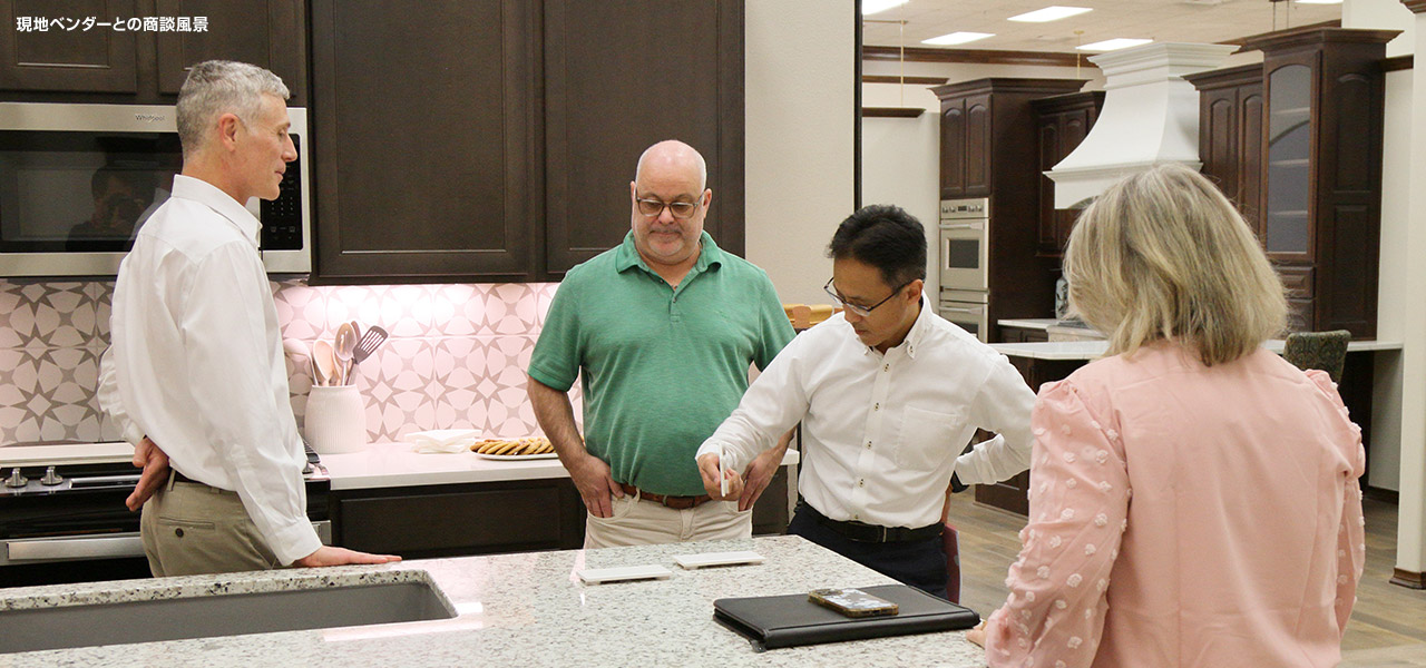 現地ベンダーとの商談風景