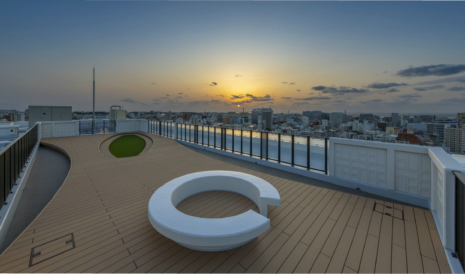 ルーフトップテラス