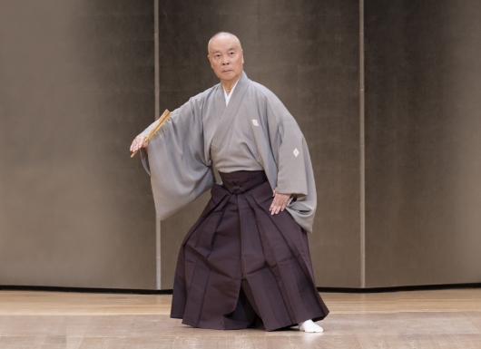 2022（令和4）年9月「尾上菊之丞の会」において、初代菊之丞が作舞した一中節の「猩々」を、三代目菊之丞氏の演出で舞う。気品あふれる素踊りに、尾上流らしさが凝縮されている。写真提供：尾上流事務所