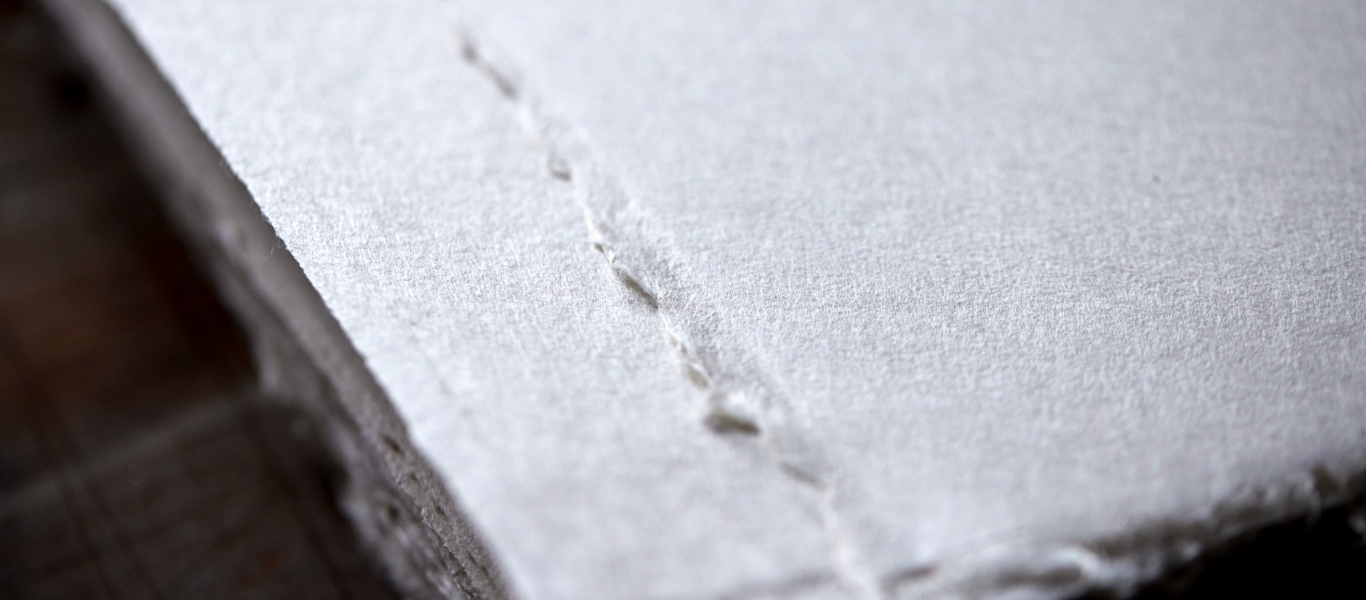 日本の自然の美しさを、越前の生漉奉書で伝える。