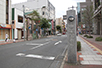 メインストリートにも「中山道浦和宿」の石碑が鎮座する。