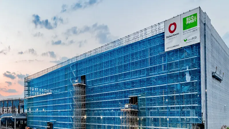 物流倉庫の外観