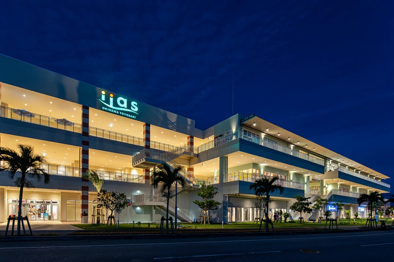 単独店舗から、超大型店舗まで。