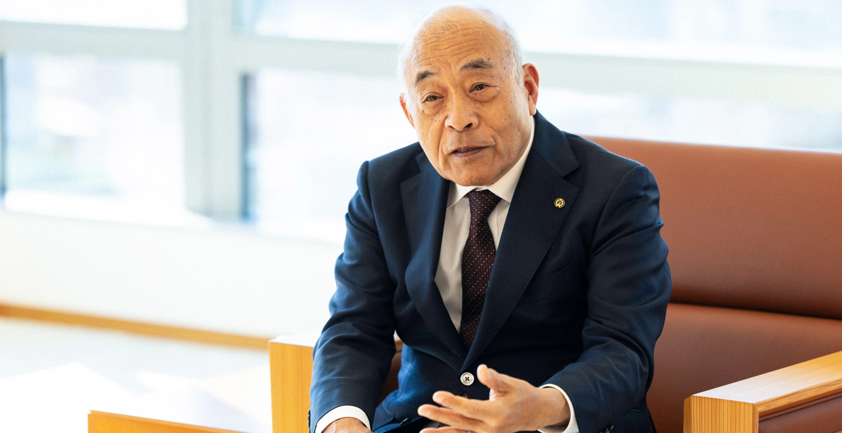 共通言語を介して、技術を磨き合う仲間を世界中に。