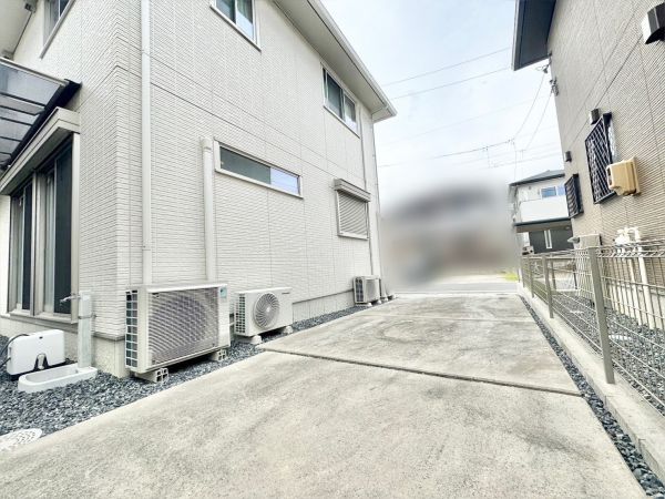 前面道路含む現地写真  写真撮影日：2024-05-30