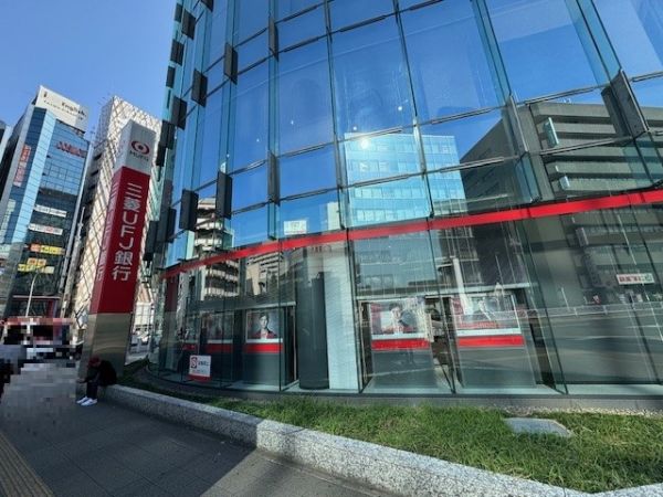 三菱UFJ銀行金山支店 450m 写真撮影日：2023-11-17 