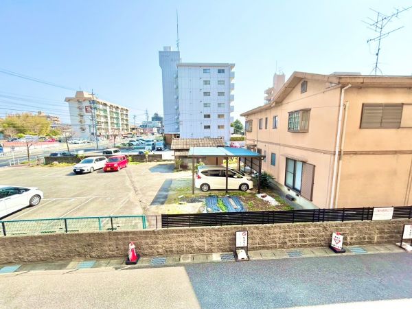 住戸からの眺望写真  写真撮影日：2024-03-18