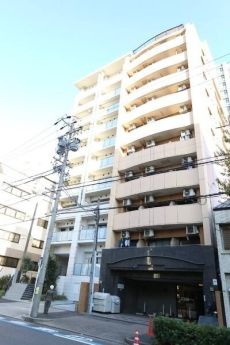 SRC造、総戸数58戸の地上11階建マンション。2010年に大規模修繕工事が実施されています。
