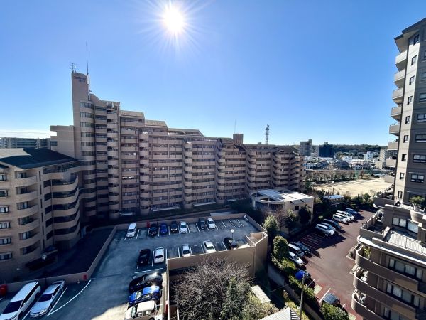 住戸からの眺望写真  写真撮影日：2024-03-18