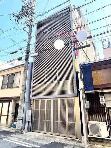地下鉄鶴舞線「大須観音」駅徒歩3分他、複数路線利用可能。「名古屋」駅方面へのアクセスも良好です。
