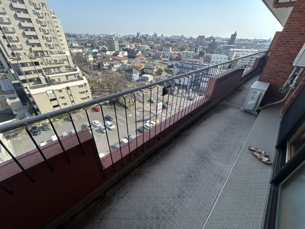 バルコニー  写真撮影日：2025-03-23