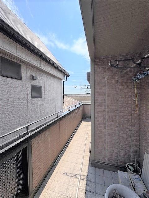 バルコニー  写真撮影日：2025-08-09