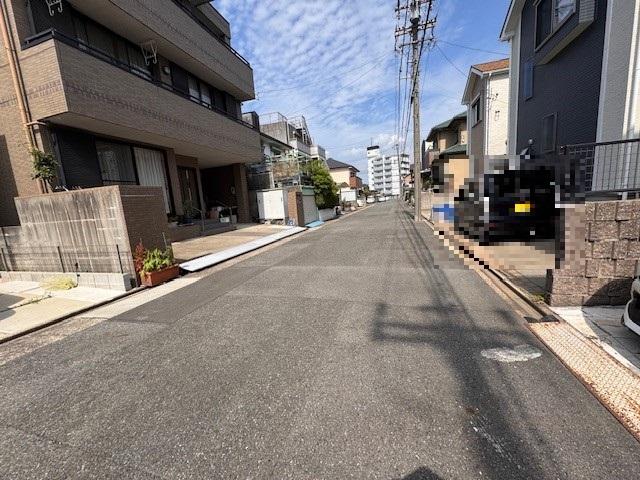 前面道路含む現地写真  写真撮影日：2025-08-09
