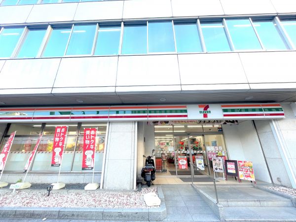 セブンイレブン 名古屋錦通中ノ町店 200m 写真撮影日：2024-02-08 