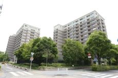 2007年1月築の免震構造マンション。地下鉄東山線・地下鉄桜通線・JR中央本線の3線利用可能です。