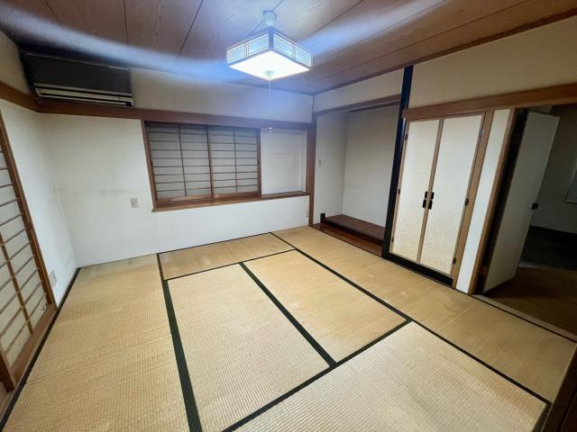 リビング以外の居室  写真撮影日：2025-05-15