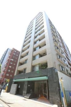 地下鉄名城線、地下鉄東山線、地下鉄鶴舞線の3路線利用可能。通勤・通学や休日の外出にも便利な立地です。
