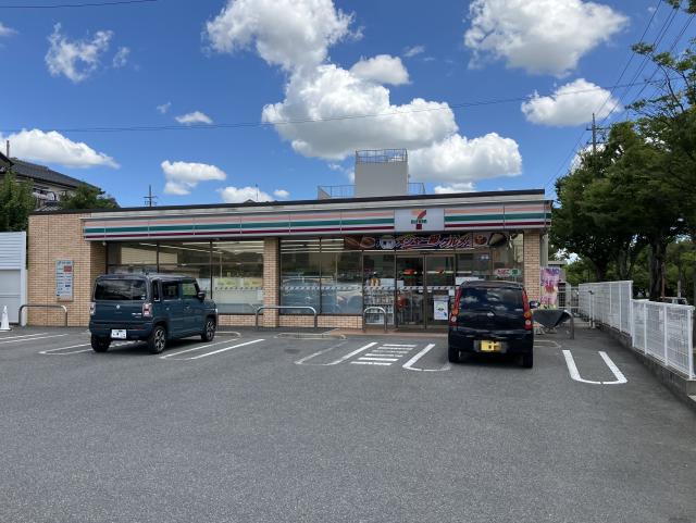 セブンイレブン豊明二村台店 450m 写真撮影日：2025-07-26