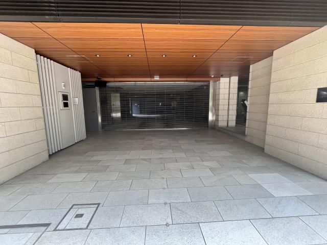 駐車場(共用設備)  写真撮影日：2025-08-22