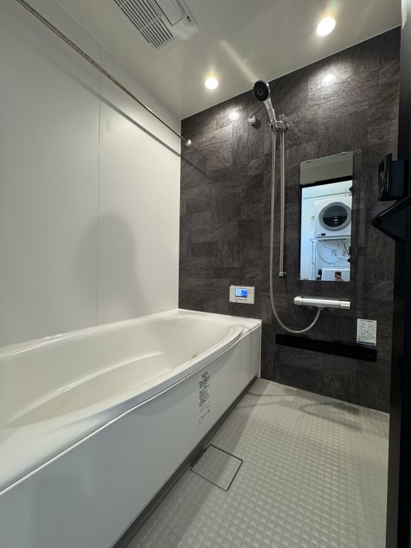 浴室 写真撮影日：8/1/25, 12:00 AM