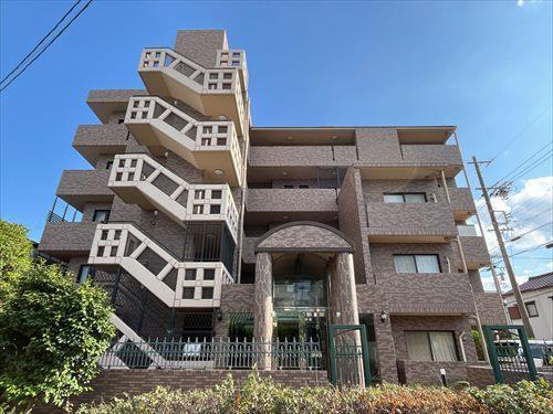 外観（北西側から／２０２５年１０月撮影）