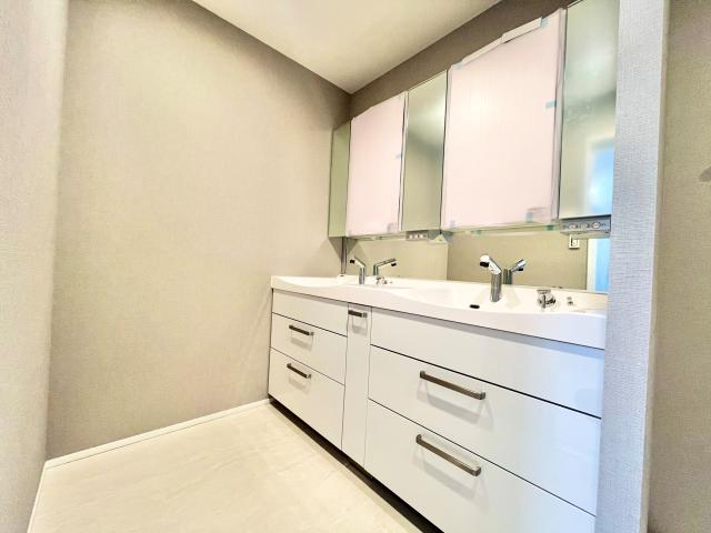 洗面台・洗面所  写真撮影日：2025-10-23