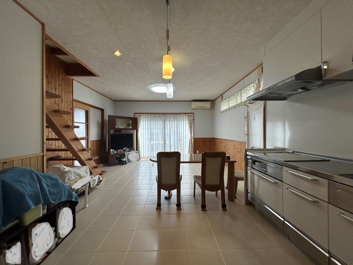 リビング 写真撮影日：11/1/25, 12:00 AM