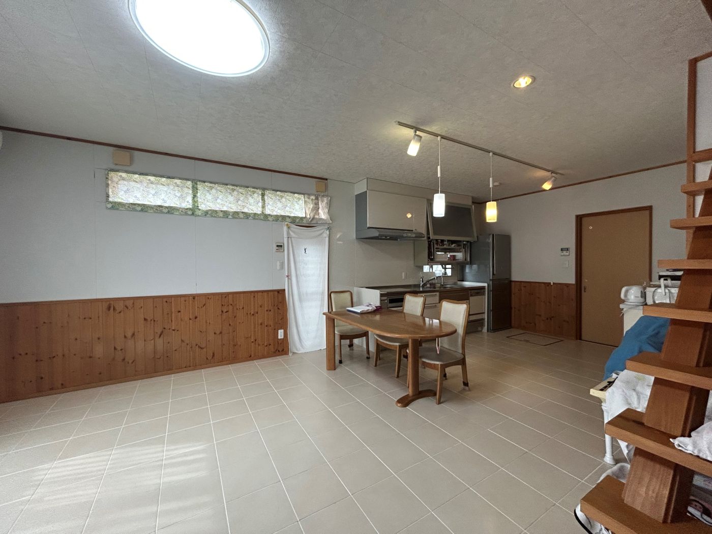 ダイニング 写真撮影日：11/1/25, 12:00 AM