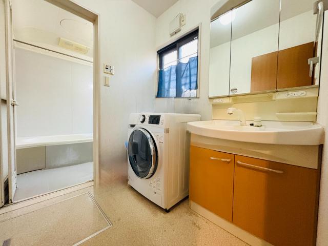 洗面台・洗面所  写真撮影日：2025-11-02