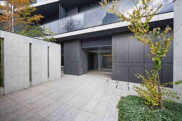 総戸数112戸　2020年8月築