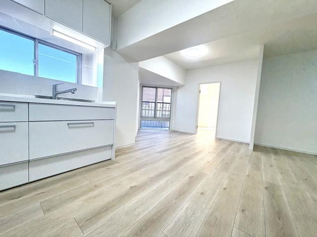 リビング  写真撮影日：2025-11-22